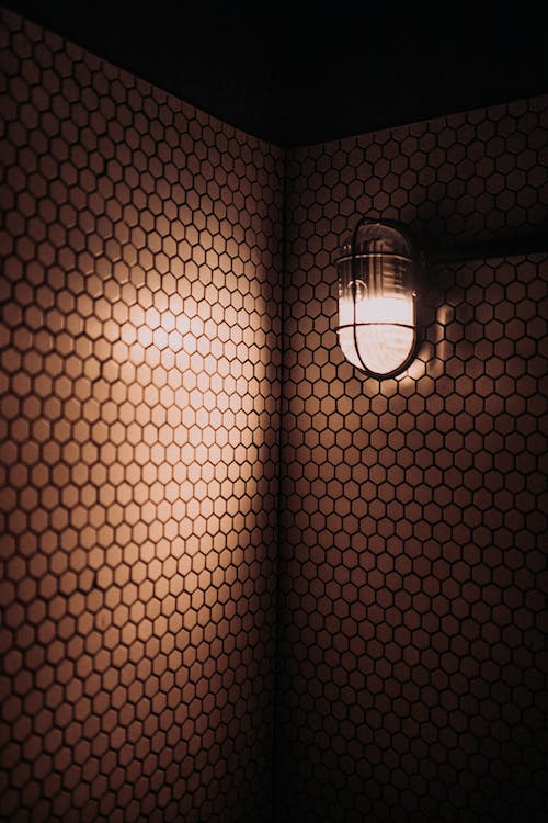 zidna-lampa